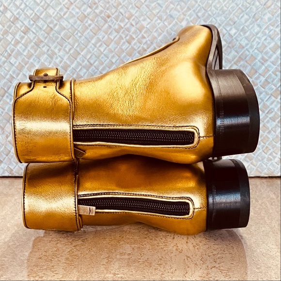 🌟HOST PICK 🌟SAINT LAURENT Miles Buckle Cuff Ankle Boot - Picture 10 of 14